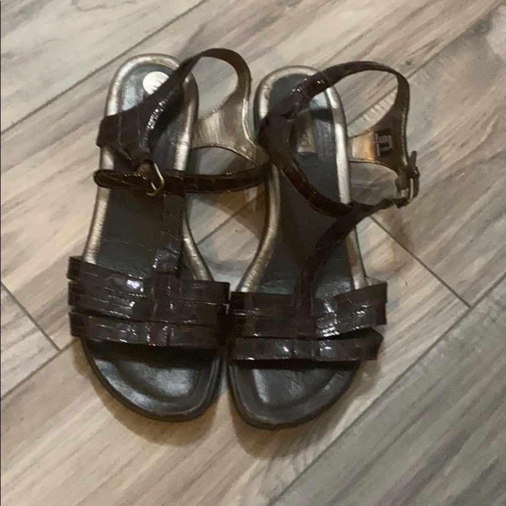 Ecco sandals sz 9
